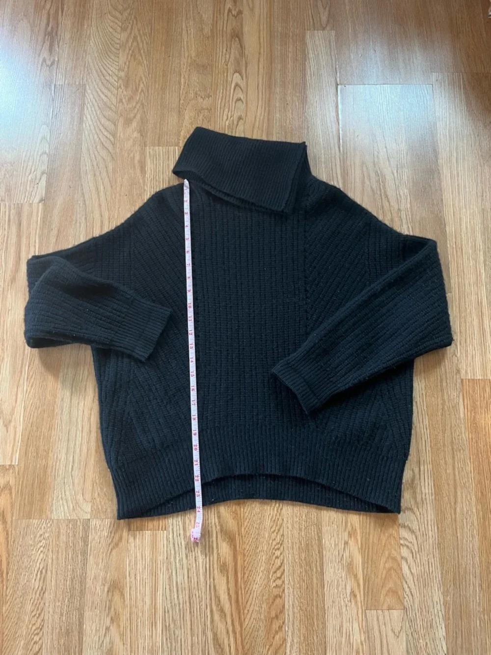 Nili Lotan Keirnan Cashmere Turtleneck - Picture 3 of 5